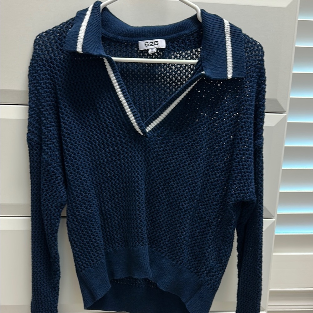 525 America Blue V-Neck Sweater with Textured Knit